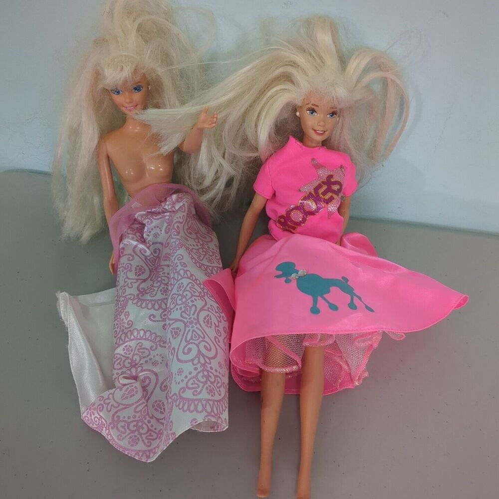Lot of two vintage Barbies Barbie and the rockers